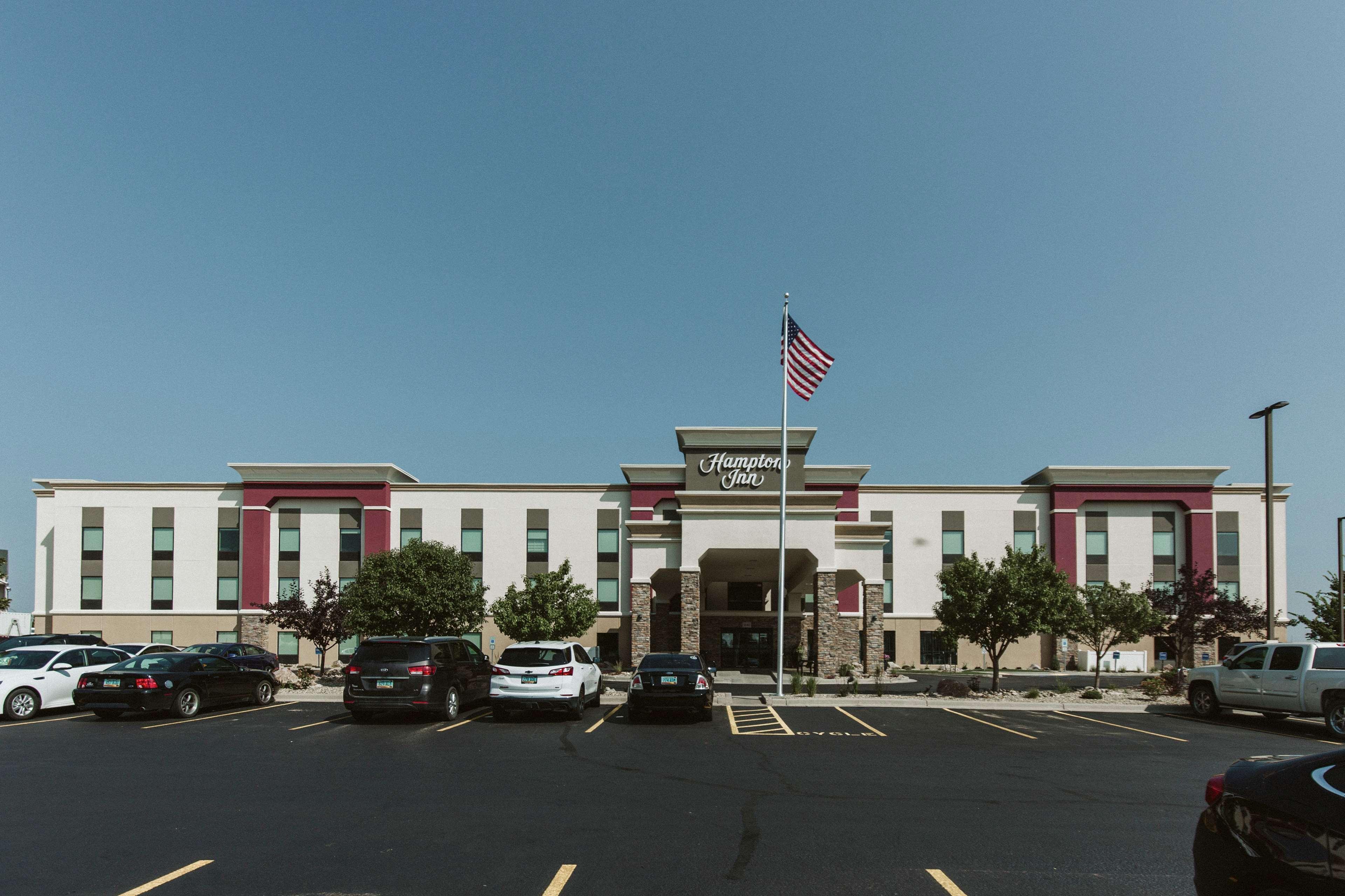 Hampton Inn Bismarck Exteriér fotografie