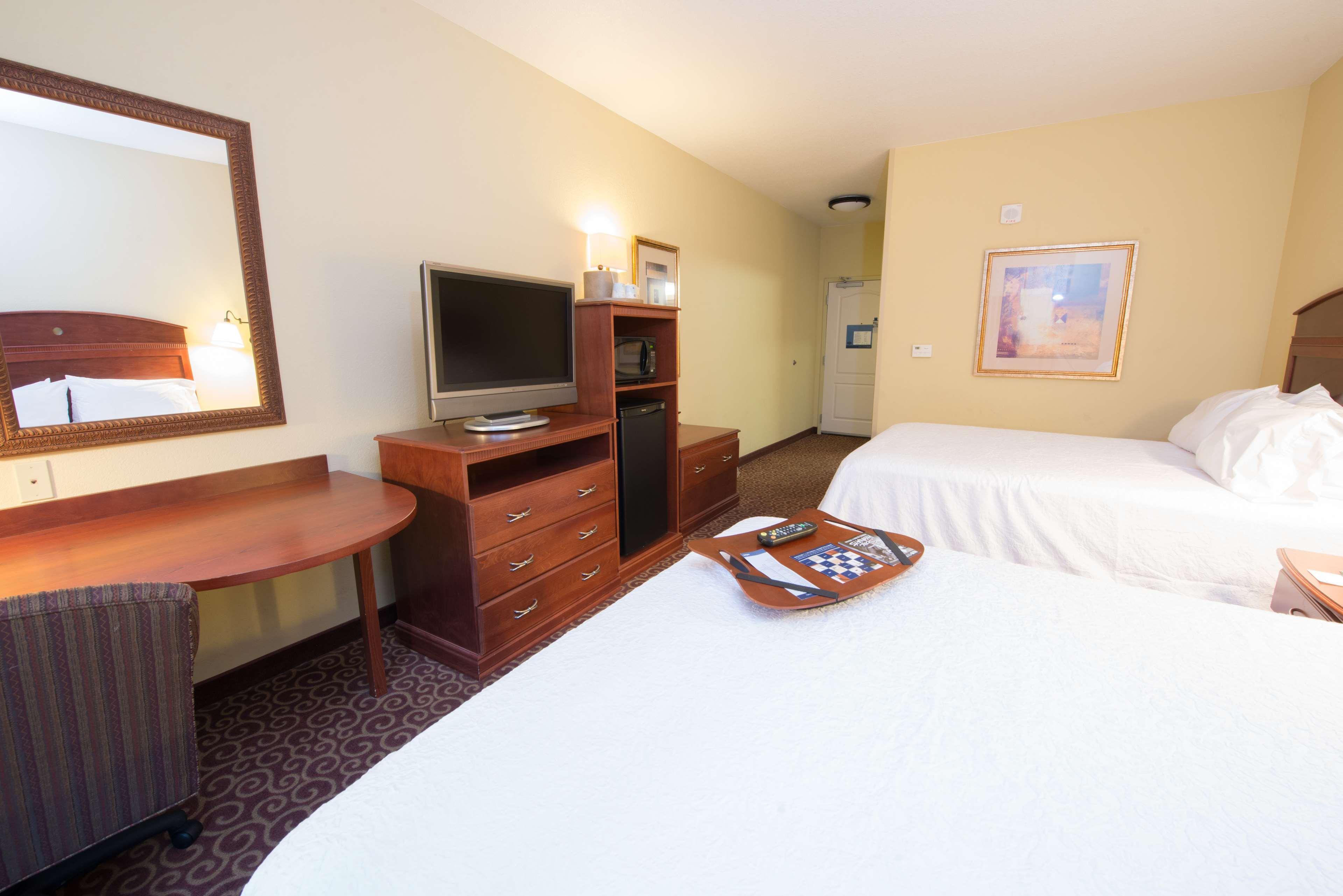Hampton Inn Bismarck Exteriér fotografie