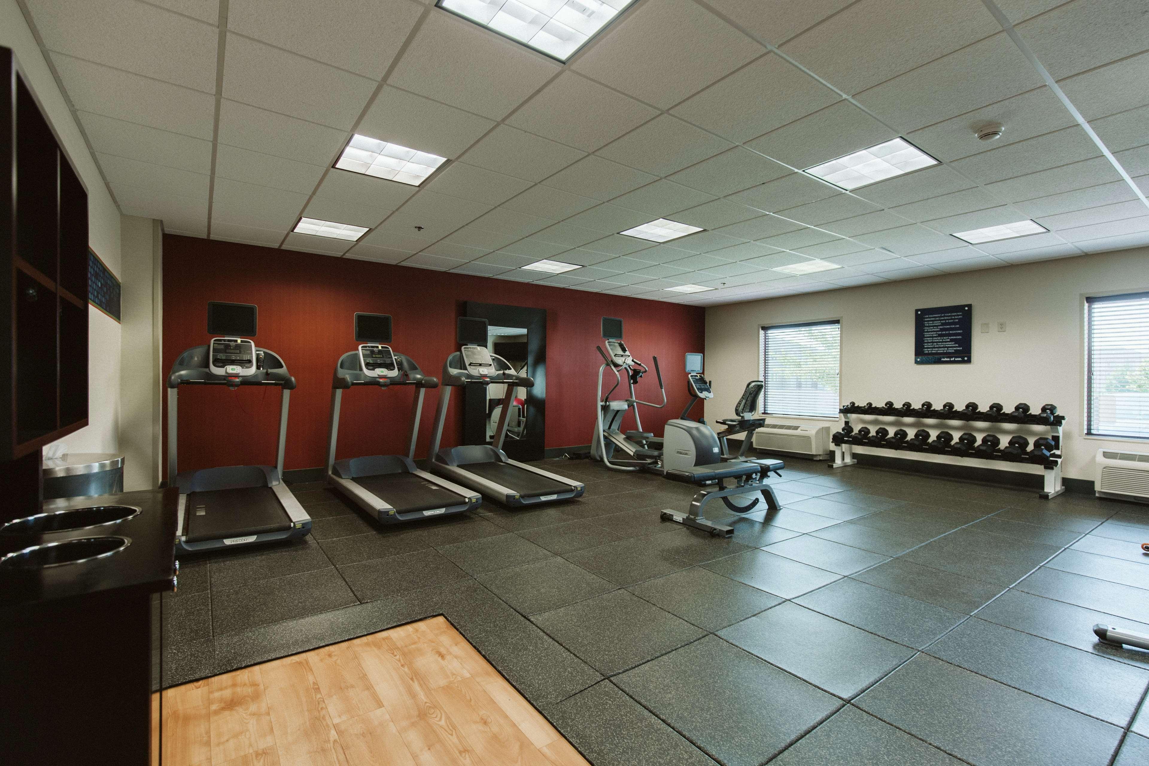 Hampton Inn Bismarck Exteriér fotografie