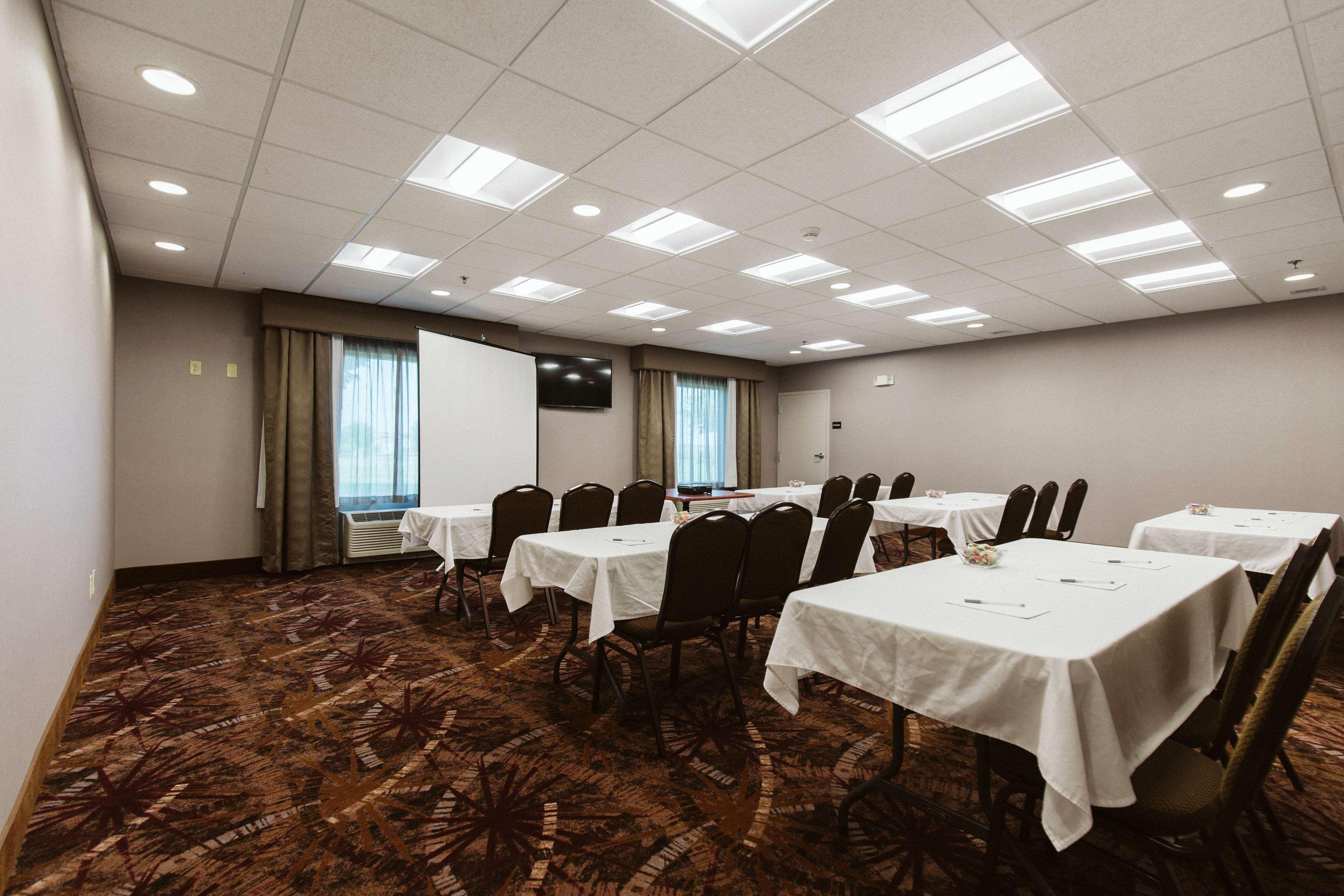 Hampton Inn Bismarck Exteriér fotografie