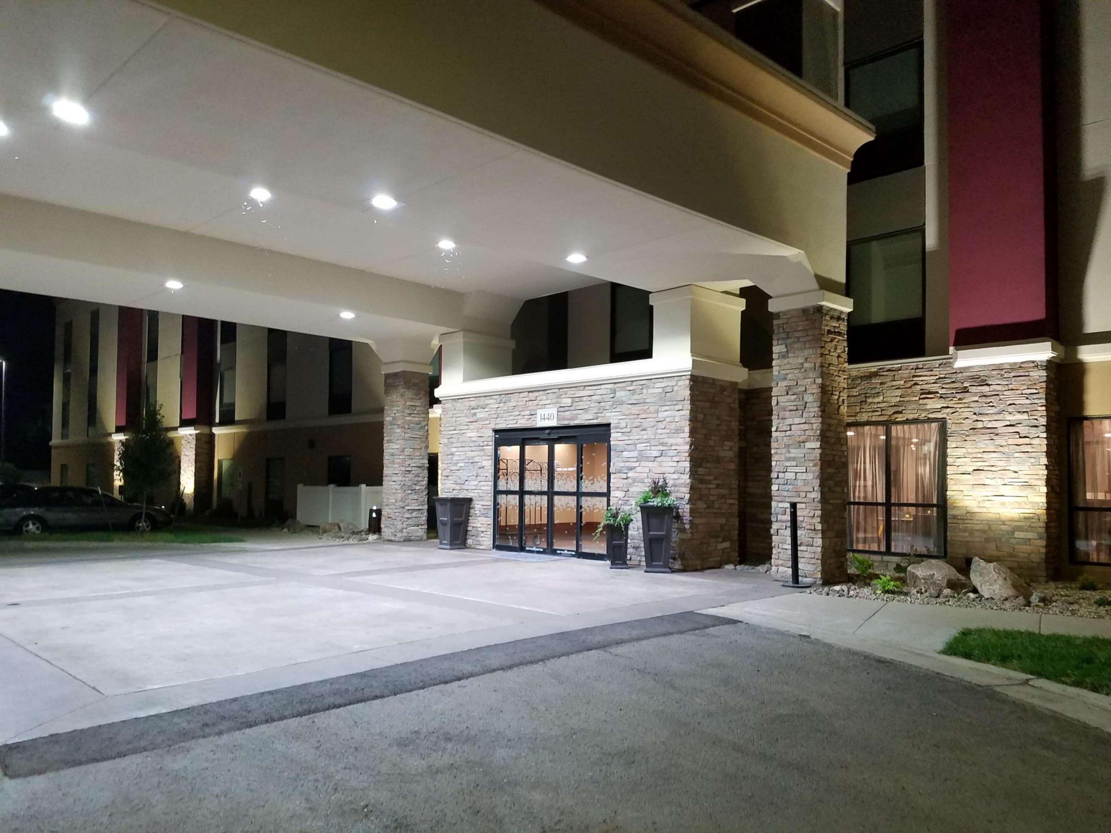 Hampton Inn Bismarck Exteriér fotografie