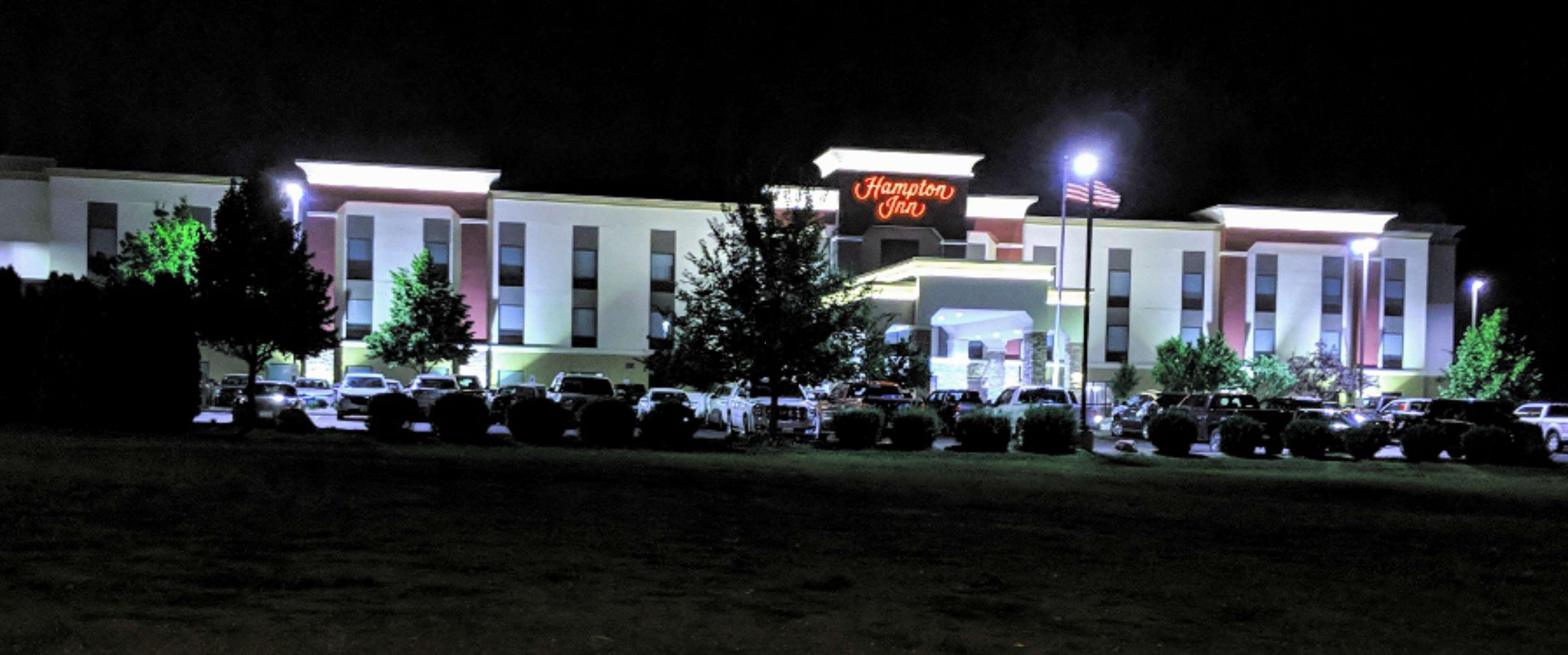 Hampton Inn Bismarck Exteriér fotografie