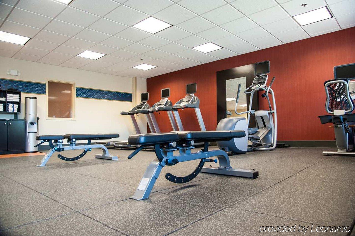 Hampton Inn Bismarck Exteriér fotografie