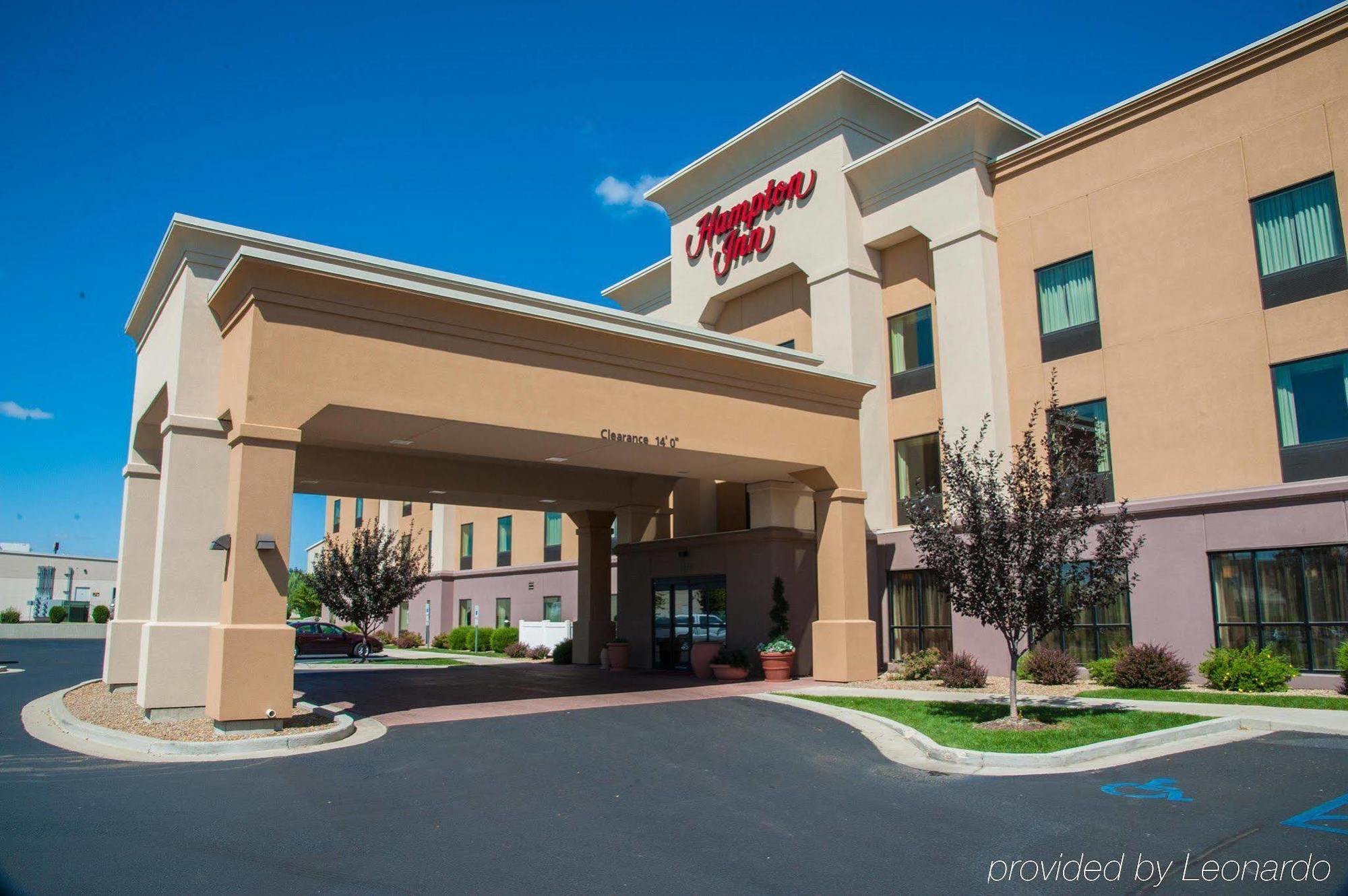 Hampton Inn Bismarck Exteriér fotografie