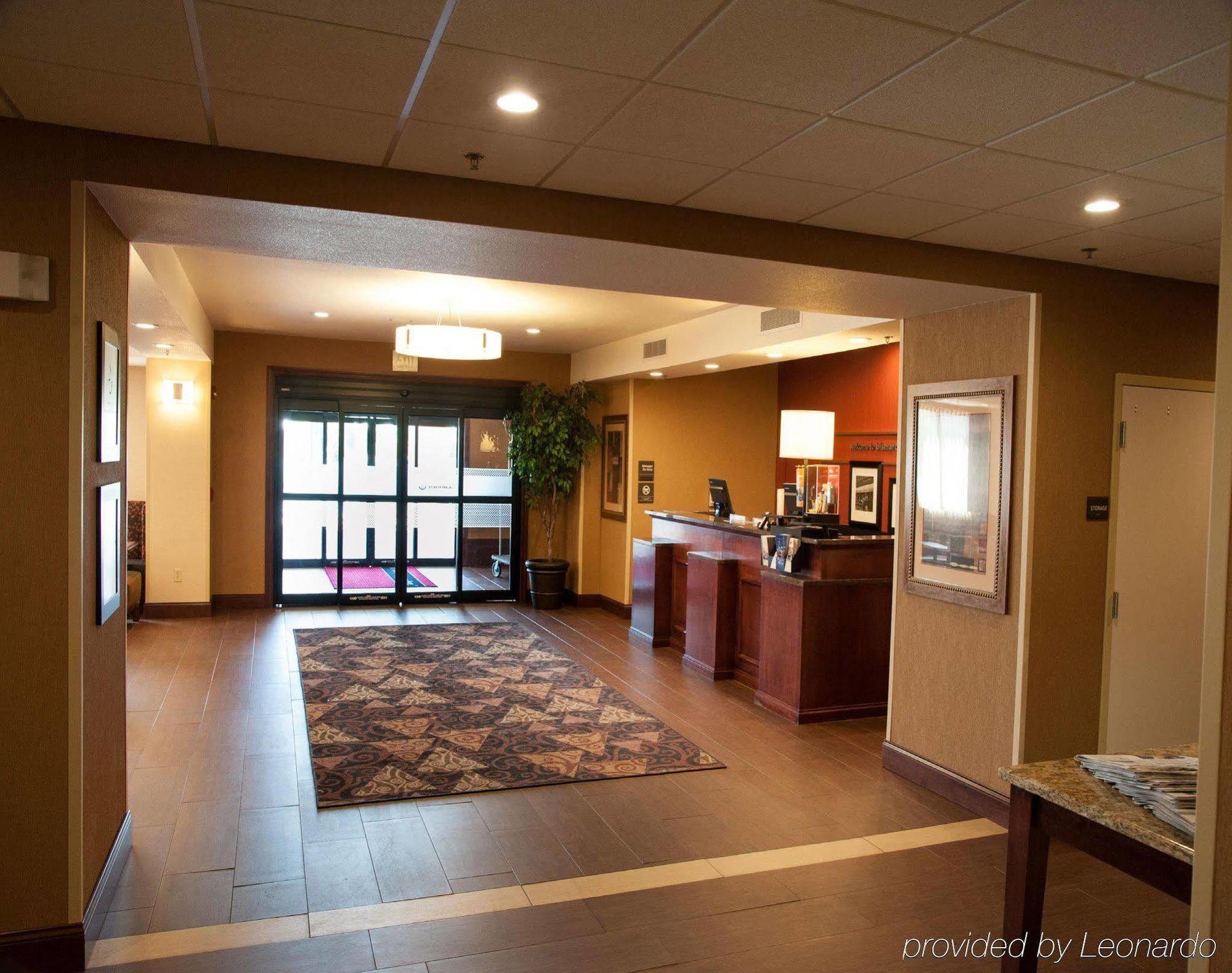 Hampton Inn Bismarck Exteriér fotografie